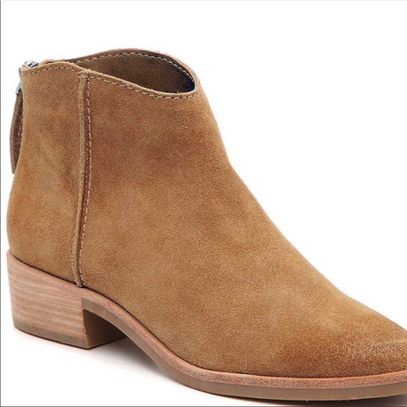 Dolce Vita Shoes - Dolce Vita Tavin brown suede bootie, size 8.5